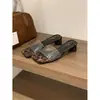 Sandalias Cuadradas de Tacón Grueso para Mujer, Novedad Verano y Otoño 2025 Estilo Francés Sandalias Transparentes Plateadas de Alta Gama para Mujer