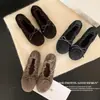 2026 Inverno Novos Sapatos Peludos Planos Laço Mais Veludo Quente Boca Rasa Sapatos Únicos Passo Francês Sensação Sapatos de Vovó