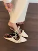 Mules cerrados de moda nicho de Hong Kong con lazo para mujer, nuevo estilo verano 2025, sandalias que aumentan la altura