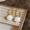 Brincos de Tarraxa com Pérola e Pingente Redondo Estilo Francês Luxo Leve Moda de Alta Qualidade Brincos Exquisitos para o Dia a Dia Acessórios de Brinco Versáteis para Mulheres