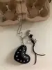 Collar con Colgante de Corazón Negro Estilo Ins Coreano para Mujer Cadena de Clavícula Nicho de Gama Alta Elegante Accesorios para Ropa Larga