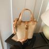 2025 Nuevo Bolso Cubo de Paja de Verano, Bolso de Mano Ligero y Transpirable de Moda Nicho Casual Estilo Pastoral Vacacional