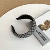 Diadema de Tela a Cuadros Azules Estilo Coreano para Mujer Fresca Combinable Blanco Parte Superior de la Cabeza Alta Craneal Temperamento Tarjeta para el Cabello Presionado