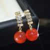 Corona temperamento exquisito pendiente colgante de perla pendientes con cuentas pendientes redondos de perla brillante suministro en vivo venta al por mayor