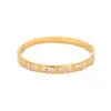 Moda Transfronteriza Estilo Minimalista Ins Pulsera Dorada con Cierre Redondo de Circonita Joyería de Lujo Ligero Europea y Americana Oro Mineral