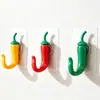 Gancho con forma de chile, diseño creativo, no requiere taladro, gancho adhesivo para colgar llaves detrás de la puerta, gancho para recibidor, gancho para ropa, montado en la pared