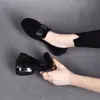 Mocasines Mujer 2026 Nuevo Primavera Otoño Piel Suave Tacón Grueso Zapatos Individuales Suela Plana Punta Redonda Zapatos de Mujer Suela Suave Piel Suave Zapatos de Conducir