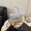 Bolso Cruzado Bordado con Letras 2025 Verano Nuevo Moderno Elegante Bolso Cuadrado Pequeño a la Moda Versátil de Mano Pequeño de Color Contrastante para Mujer