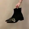 2026 Novas Botas de Cano Curto Estilo Francês Temperamento Celebridade da Internet Mais Vendidas Moda Primavera e Outono Botas Femininas Cano Curto Bico Fino Botas Emagrecedoras