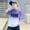 Camiseta de Algodão Puro Confortável de Manga Curta e Gola Redonda para Crianças Maiores, Top Fino Respirável de Verão com Estampa de Letras Estilosa para Meninos