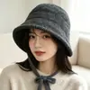 Sombrero de Pescador de Punto con Cordones Otoño e Invierno para Mujer Cálido Estilo Coreano Espalda Abierta Versátil de Punto Que Adelgaza la Cara Cachemir Sombrero de Cubo