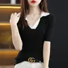 Novo Top Feminino de Malha com Gola Polo Colorida Contrastante, Manga Curta, Corte Slim, Design Francês, Coleção Primavera/Verão 2026