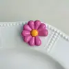 Pintado Goteo de Aceite Agujero Grande Flor Margarita DIY Funda para Teléfono Materiales de Decoración Hechos a Mano Accesorios Coloridos Piezas Pequeñas
