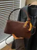 Bolsa de Mão Retrô para Comércio Exterior Pequena Bolsa Feminina 2026 Nova Moda Versátil Bolsa Casual Design de Nicho Bolsa de Ombro Único Transversal