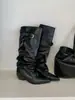Botas de Cano Largo Europeias e Americanas Retrô Bico Fino Plissadas Empilhadas Coberturas de Bota Manga Decoração com Fivela de Couro Botas Altas Não Acima do Joelho Botas de Equitação