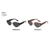 Colección de Gafas de Sol de Metal, Nuevo Estilo de Alta Gama para Mujer, Moda Personalizada Fotografía Callejera, Gafas de Sol Lisas Ojo de Gato Anti-UV para Hombre