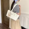 Bolsa Tote Transfronteiriça de Fivela de Cinto Estilo Retro para Mulheres, Bolsa de Ombro Fashion e Simples, Bolsa Casual de Alta Qualidade para o Dia a Dia