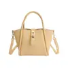 Bolso Texturizado de Gama Alta para Mujer 2026 Nuevo Estilo de Nicho Bolso Cubo de Hombro Único Bolso Cruzado Cesta Bolso de Mano para Viajes Diarios
