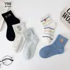 Meias infantis Yishuangshuang, novas meias de cano médio com dinossauro de desenho animado para outono e inverno, algodão penteado, meias fofas para bebês meninos, sem costura