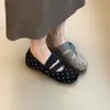 Zapatos de estilo francés, populares, versátiles y fáciles de combinar para 2026: que aumentan la altura, sin cordones, de suela blanda, diseño de lunares de moda, adecuados para usar al aire libre, zapatos de vestir individuales para mujer