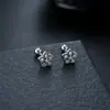 Pendientes de Flor de Zirconio de Acero de Titanio para Hombres, Pendientes de Lujo Ligero y de Gama Alta para Mujeres, Joyería de Uña de Cartílago Auricular con Diseño de Nicho al por Mayor