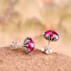 Pendientes Finos de Plata Tailandesa con Corindón Rojo Facetado Incrustado en Plata 925, Pendientes Artísticos Vintage Desgastados para Mujer