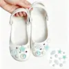 Charms para zapatos perforados estilo ballet, nuevos accesorios de perlas de alta gama, modernos y versátiles, lindos y femeninos para primavera y verano