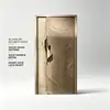 Puerta minimalista de aluminio con acabado veteado de madera, tamaño personalizado, para seguridad del hogar y protección contra incendios, adecuada para proyectos de construcción residencial