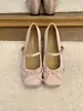 Primeiro Encontro Sapatos Mary Jane Sazonais que Aumentam a Altura para Mulheres 2026 Novos Sapatilhas Francesas Suaves com Laço de Balé