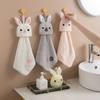 Toalla de mano con bolsillo y solapa de conejo bordado en terciopelo coral, toalla absorbente para baño, toalla cuadrada de doble uso para cocina y baño, venta al por mayor