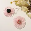 Flor de margarita hueca de cristal envuelta a mano DIY simple versátil liga para el pelo decoración de zapato broche accesorio de ropa