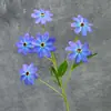 Ramo de flores de margarita artificiales, adecuado para bodas, con patrón de rejilla, hecho de seda, listo para exhibir y disponible para venta al por mayor como flores decorativas para hoteles