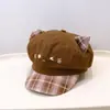 Bonito gorro de cuadros estilo japonés con orejas de gato para niñas, patchwork de cuadros de primavera y otoño, hace que la cara se vea más pequeña, versátil para el uso diario, gorra de marinero, gorra octogonal