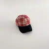 Gorra de béisbol de lana para niños, nuevo sombrero cortavientos y cálido de otoño, gorra de cuadros retro con bloques de color para niños, transfronterizo