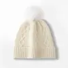 Gorros de punto con pompón al por mayor 2022 nuevo estilo japonés simples versátiles para estudiantes gorros de lana cálidos gorros tipo pullover con forro polar para mujer