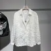 Camisa Masculina de Manga Longa Estilo Frio Verão 2024 Gola Lapela Design Distintivo Fofo Leve Luxo Senso de Design Nicho Estilo Leve Maduro