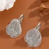 Pendientes Retro de Hoja Hueca con Borlas Estilo Europeo y Americano Pendientes de Ramas Doradas y Hojas de Jade Pendientes Elegantes Exagerados de Diosa de Gama Alta