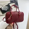 Otoño 2026 Nuevo Color Sólido Personalizado Elegante Bolso Almohada de Mano Alto Valor Nicho Retro Textura Tejida Bolso Cruzado