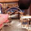 Pendientes de aro geométricos huecos de Corea del Sur 2024, nuevos, ligeros, de lujo, elegantes y combinables para mujer.