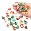 Serie Navideña de Resina DIY Colgante de Papá Noel Regalo Muñeco de Nieve Pulsera Llavero Colgante Decorativo W462