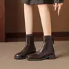 Botas de tornozelo femininas ZHR com salto grosso e bico quadrado, nova coleção de outono 2026, botas pretas retrô de corte justo, versáteis e estilosas