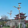 Postes de Luz Solar com Motivos Étnicos para os Grupos Étnicos Manchu, Dong e Yao, Apresentando Padrões Étnicos Coloridos, Postes de Luz LED Únicos de 8m