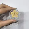 Shuibei Mismo Estilo Oro Puro 999 Pegatina de Teléfono de Oro 2mg Tesoro Pequeño Regalo para Atraer Riqueza Pegatina de Tarjeta de Oro Venta al por Mayor