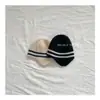 Touca de inverno listrada com proteção para as orelhas para crianças, estilo moderno, para bebês, estilo universitário, gorro de tricô quente, touca para o frio, gorro de lã