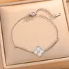 Novo Bracelete Flor Borboleta de Zircônia Estilo Francês de Luxo Leve para Mulheres, Moderno e Versátil, Joia de Design de Nicho de Alta Qualidade