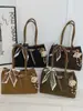 Bolso Transfronterizo de Ante para Mujer, Gran Capacidad, Nuevo Bolso de Hombro Retro Mate Otoño e Invierno 2025, Bolso Tote para Viajar