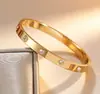 Artículo de Venta Caliente Transfronterizo, Estilo Minimalista Único, Diseño de Nicho, Pulsera para Mujer de Acero de Titanio que No se Desvanece, Pulsera de Acero Inoxidable de Lujo Ligero de Moda