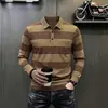 Nova Camisa Polo Masculina Listrada Outono 2026, Top Casual de Negócios para Meia-Idade com Gola Reversível, Camiseta Versátil de Corte Amplo