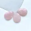 Venta al por mayor del fabricante Anillo de cuarzo rosa natural ovalado de fondo plano Cara para anillo Hecho a mano DIY Semiacabado Incrustación Accesorios de joyería
