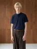 Camiseta Ares Masculina Estilo Americano Gola Henley com Corte Zíper Design com Miçangas Manga Curta Slim Fit Ombro Largo para Homens Verão